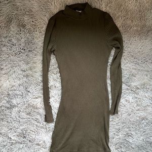 Army green long sleeve dress